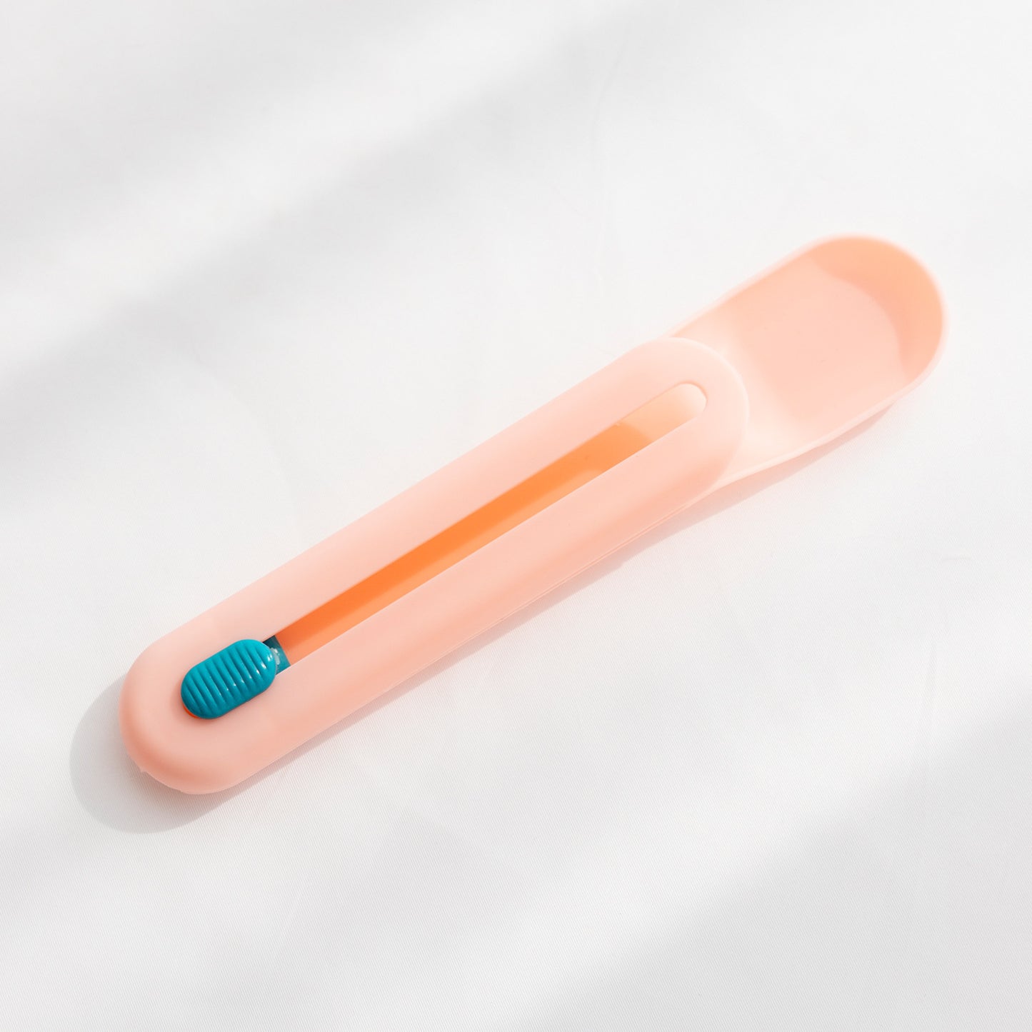 Hot Cat Strip Spoon Feeder Squeezes